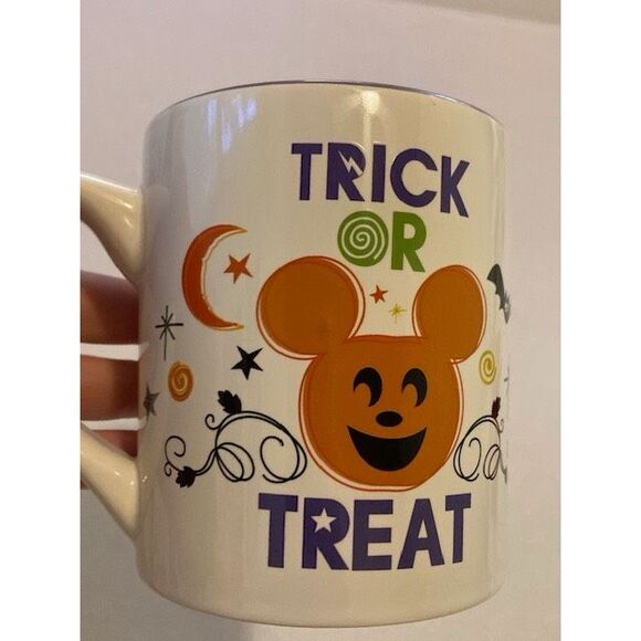Halloween Disney Mouse Ears Trick or Treat Ceramic Coffee Mug 14 OZ - Picture 4 of 8